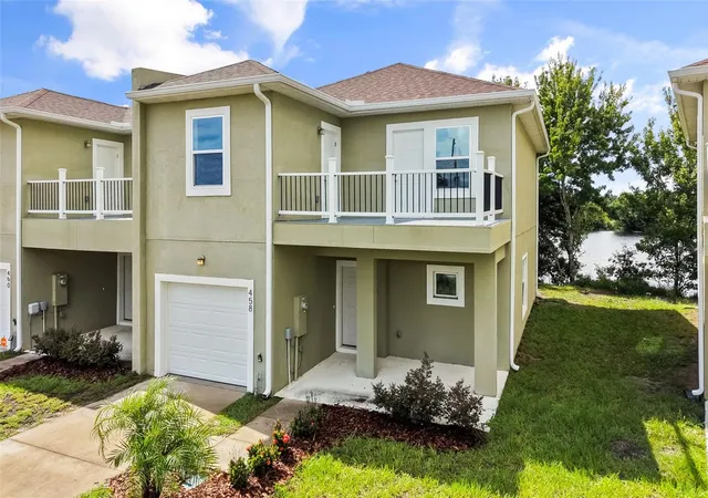 Photo 2 of Townhouse for sale at 458 Lake Shore Pkwy, Davenport, FL 33896 | MLS# O6439518 | Listing updated on 2026-09-11