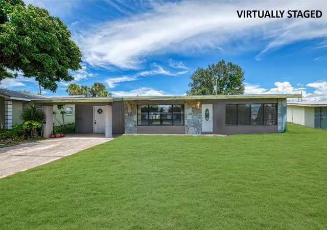 Photo 2 of Single family home for sale at 2203 La Salle St, Sarasota, FL 34231 | MLS# N6145634 | Listing updated on 2026-09-27