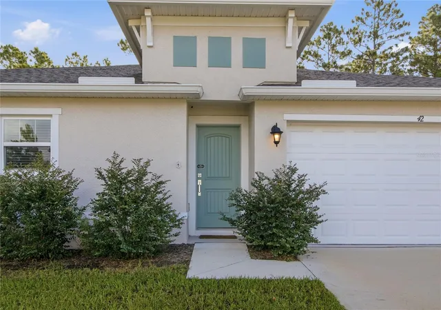 Photo 3 of Single family home for sale at 42 Woodborn Ln, Palm Coast, FL 32164 | MLS# V4951143 | Listing updated on 2026-10-23