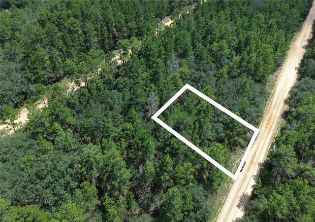 Photo 1 of Land for sale at Neilsen Ave, Interlachen, FL 32148 | MLS# O6439543 | Listing updated on 2026-10-17