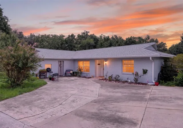 Photo 2 of Single family home for sale at 15720 Se 27th Avenue, Summerfield, FL 34491 | MLS# GC543299 | Listing updated on 2026-09-12
