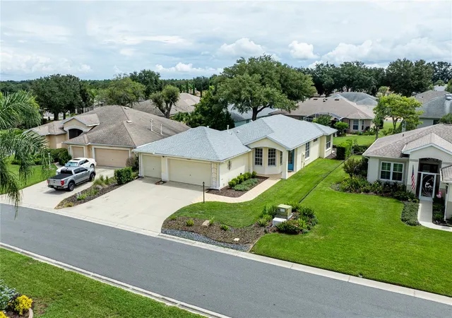Photo 1 of Single family home for sale at 5370 Indian Ocean Loop, Tavares, FL 32778 | MLS# G5117438 | Listing updated on 2026-09-25