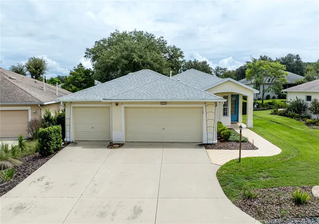Photo 2 of Single family home for sale at 5370 Indian Ocean Loop, Tavares, FL 32778 | MLS# G5117438 | Listing updated on 2026-09-25