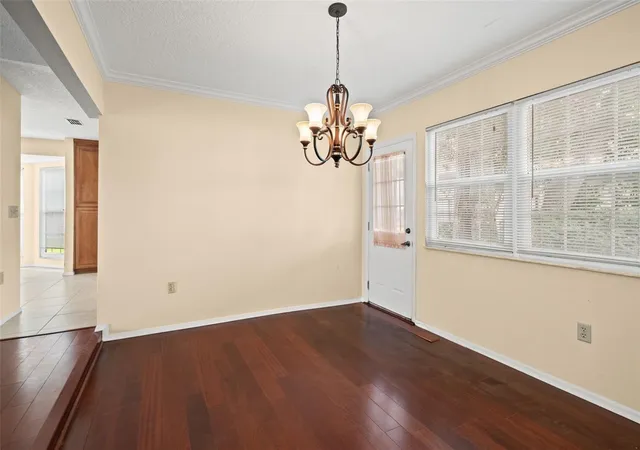 Photo 4 of Sale Pending at 6090 Elcona Ct, Spring Hill, FL 34606 | MLS# W7889263 | Listing updated on 2026-09-11