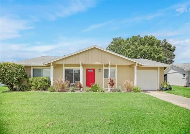 Photo 1 of Single family home for sale at 10526 Linger Ln, Orlando, FL 32821 | MLS# O6439681 | Listing updated on 2026-10-01