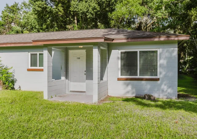 Listing Photo 4 - Condo for sale in building located at 1135 NE 9th Ave, OCALA, FL 34470
