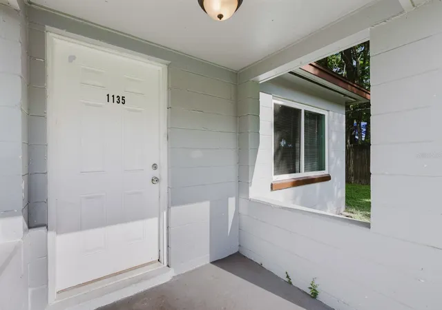 Listing Photo 5 - Condo for sale in building located at 1135 NE 9th Ave, OCALA, FL 34470