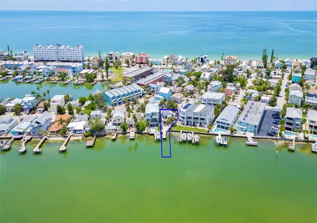 Photo 3 of Single family home for sale at 300 Bay Plz, Treasure Island, FL 33706 | MLS# TB8546213 | Listing updated on 2026-09-14