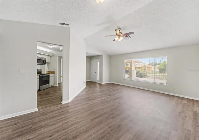 Photo 3 of Single family home for sale at 4386 Craigdarragh Ave, Spring Hill, FL 34606 | MLS# O6439787 | Listing updated on 2026-09-11