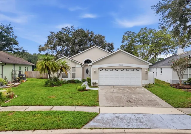 Photo 1 of Single family home for sale at 13223 Meadowlark Ln, Orlando, FL 32828 | MLS# O6439795 | Listing updated on 2026-09-14