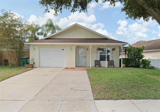 Photo 4 of Single family home for sale at 635 Bellingham Pl, Palm Harbor, FL 34684 | MLS# TB8546279 | Listing updated on 2026-09-14
