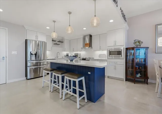 Photo 4 of Condo for sale at 920 N Osceola Ave #605, Clearwater, FL 33755 | MLS# TB8546299 | Listing updated on 2026-09-11