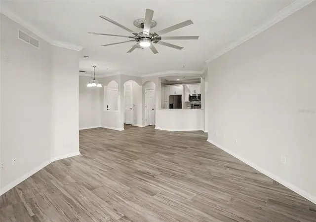 Listing Photo 4 - Condo for sale in building located at 8156 Boat Hook Loop, Windermere, FL 34786 - Unit #623