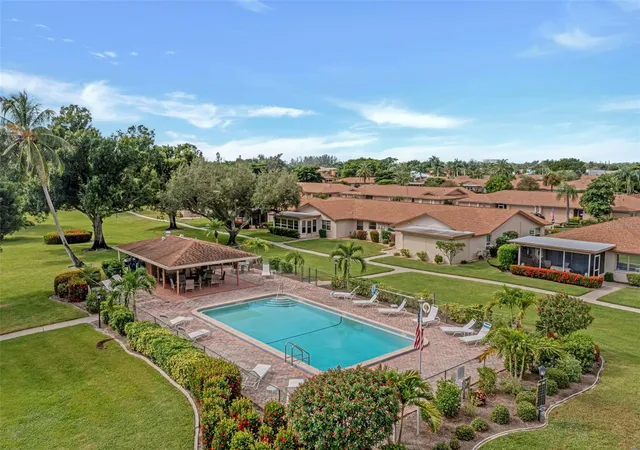 Photo 3 of Single family home for sale at 5584 Buring Ct, Fort Myers, FL 33919 | MLS# C7530460 | Listing updated on 2026-09-09