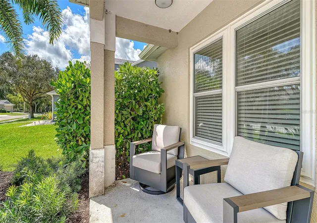 Photo 3 of Single family home for sale at 4005 Douglas Hl Pl, Parrish, FL 34219 | MLS# A4705348 | Listing updated on 2026-09-11
