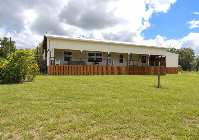 Manufactured home for sale at 5950 NE 107th Court, BRONSON, FL 32621 | MLS# OM731851