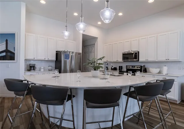 Photo 4 of Single family home for sale at 6136 Broad Oak Dr, Davenport, FL 33837 | MLS# O6439875 | Listing updated on 2026-09-15