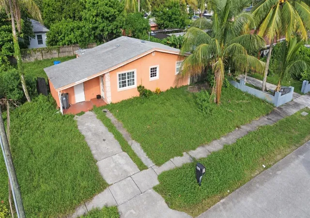 Photo 2 of Single family home for sale at 4605 SW 32nd Drive, West Park, FL 33023 | MLS# TB8546363 | Listing updated on 2026-10-20