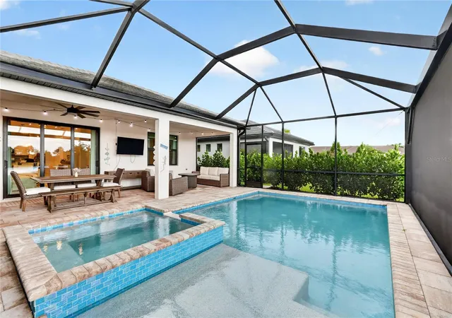 Photo 4 of Single family home for sale at 6204 Fish Eagle Ct, Nokomis, FL 34275 | MLS# A4705354 | Listing updated on 2026-09-12