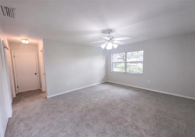 Photo 3 of Sale Pending at 1310 SE 38th Court, Ocala, FL 34471 | MLS# O6439895 | Listing updated on 2026-09-23