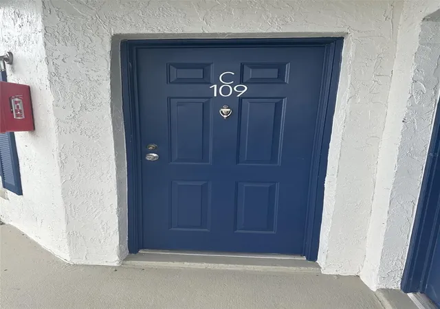 Photo 3 of Condo for sale at 3651 N Goldenrod Rd #C109, Winter Park, FL 32792 | MLS# O6439897 | Listing updated on 2026-10-06