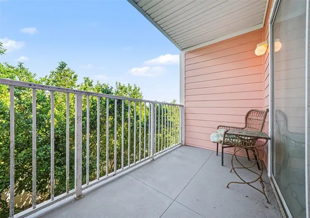 Listing Photo 4 - Condo for sale in building located at 210 16Th St, St. Augustine, FL 32080 - Unit #I