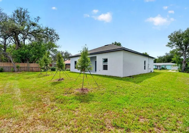 Photo 3 of Sale Pending at 1559 Sumatra Ave, Deltona, FL 32725 | MLS# V4951164 | Listing updated on 2026-09-11