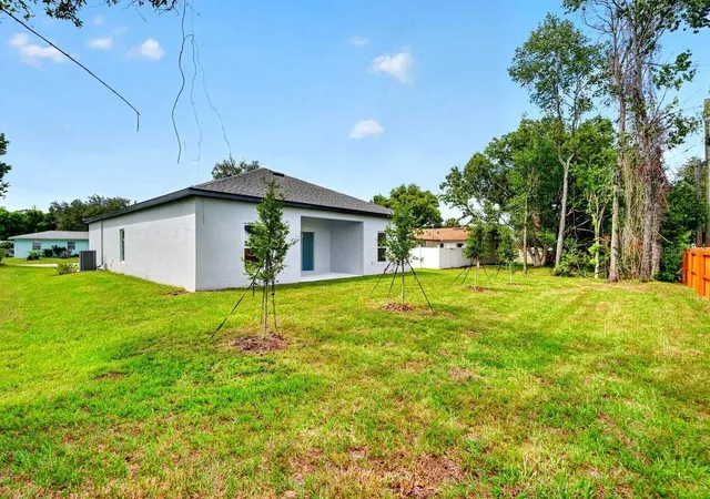 Photo 4 of Sale Pending at 1559 Sumatra Ave, Deltona, FL 32725 | MLS# V4951164 | Listing updated on 2026-09-11