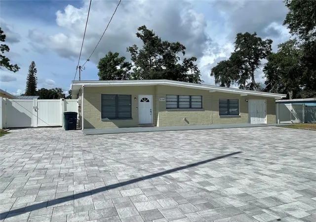 Photo 2 of Single family home for sale at 2307 W Hamilton Ave, Tampa, FL 33604 | MLS# TB8546390 | Listing updated on 2026-09-28