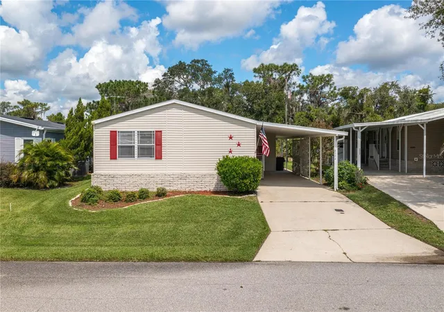 Photo 2 of Manufactured home for sale at 8574 Breeze Hl Dr, Lake Wales, FL 33898 | MLS# P4939804 | Listing updated on 2026-09-15