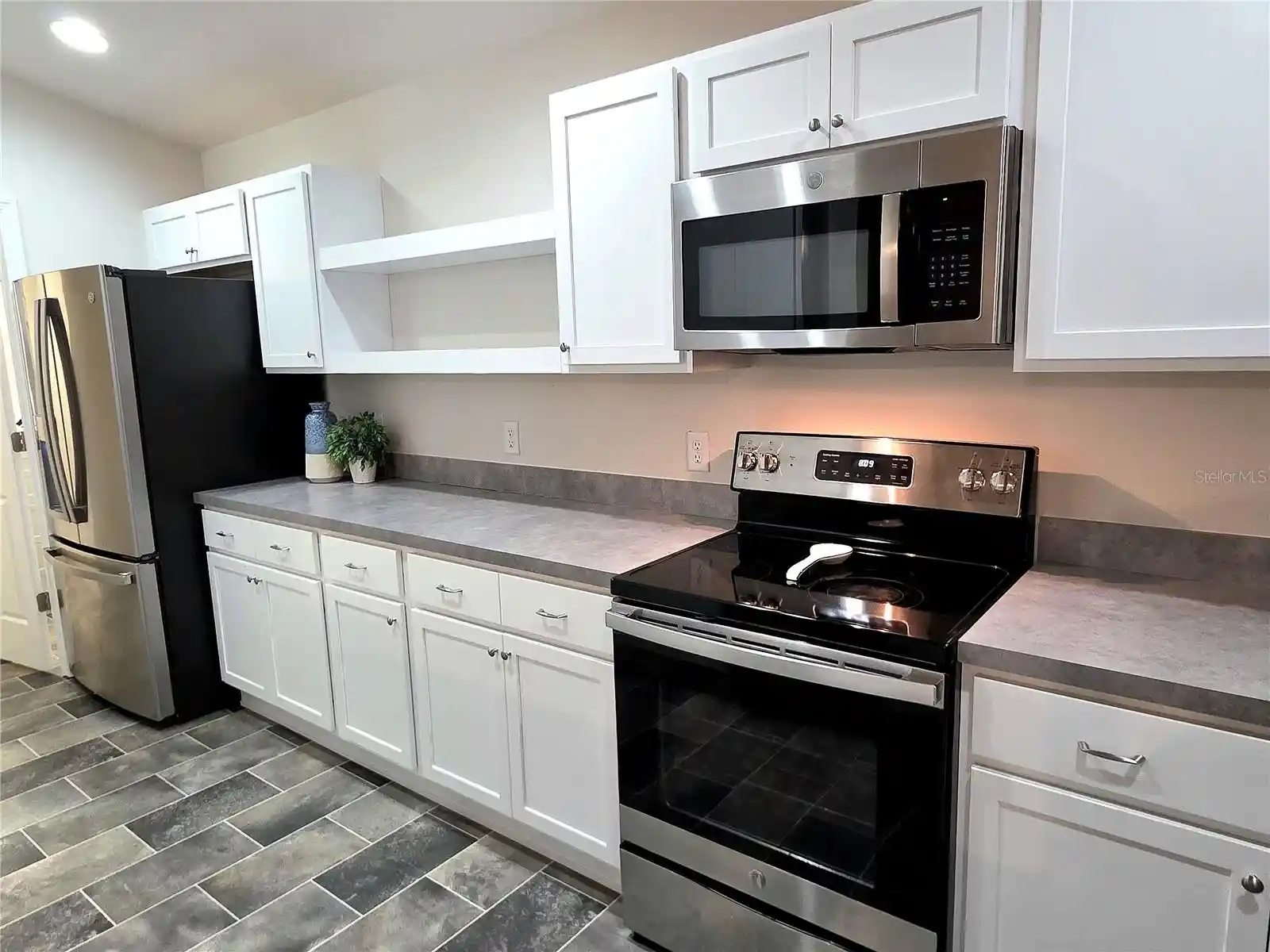 Photo 3 of Single family home for sale at 3418 Sw 155th Place, Ocala, FL 34473 | MLS# OM731866 | Listing updated on 2026-10-16