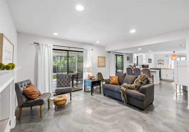 Photo 4 of Single family home for sale at 10908 Gillette Ave, Temple Terrace, FL 33617 | MLS# TB8546405 | Listing updated on 2026-09-23