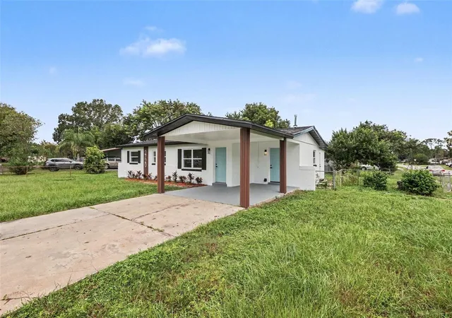 Photo 3 of Single family home for sale at 2720 Mars Dr, Titusville, FL 32796 | MLS# O6439933 | Listing updated on 2026-09-09
