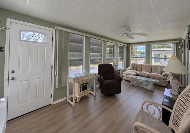 Photo 4 of Manufactured home for sale at 1100 Belcher Rd S #535, Largo, FL 33771 | MLS# TB8546414 | Listing updated on 2026-10-07