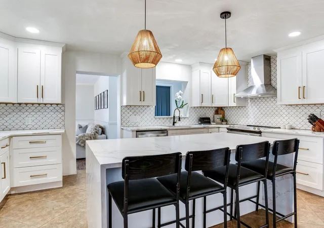 Photo 3 of Single family home for sale at 2911 W Winthrop Rd, Tampa, FL 33611 | MLS# TB8546415 | Listing updated on 2026-09-11