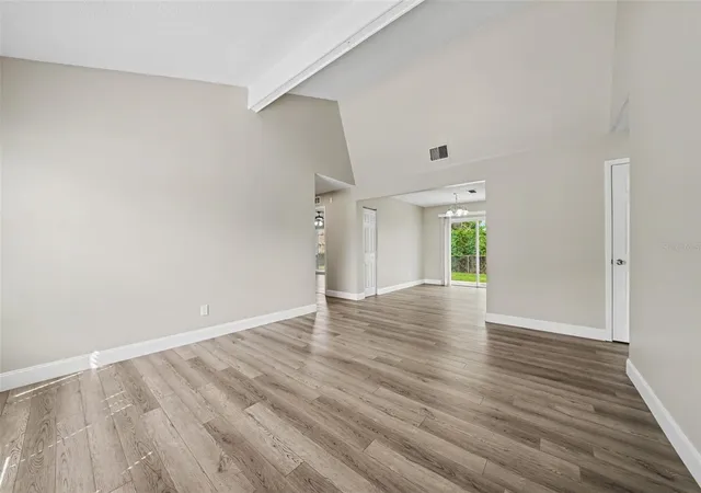 Photo 2 of Single family home for sale at 117 Snapdragon Ct, Kissimmee, FL 34743 | MLS# O6439950 | Listing updated on 2026-09-11