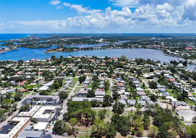 Listing Photo 4 - Condo for sale in building located at 509 Parkdale Mews, VENICE, FL 34285 - Unit #509