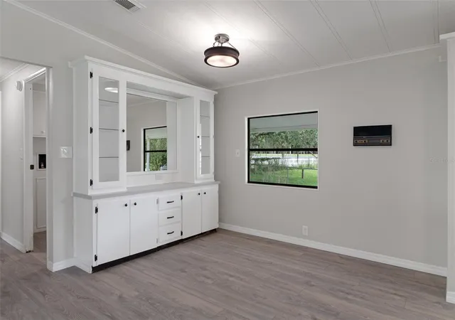 Photo 3 of Manufactured home for sale at 22 Canal Ct, Lake Panasoffkee, FL 33538 | MLS# W7889295 | Listing updated on 2026-09-11