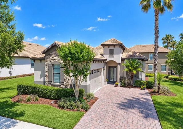 Photo 1 of Single family home for sale at 8961 Dove Valley Way, Davenport, FL 33896 | MLS# S5157153 | Listing updated on 2026-10-03