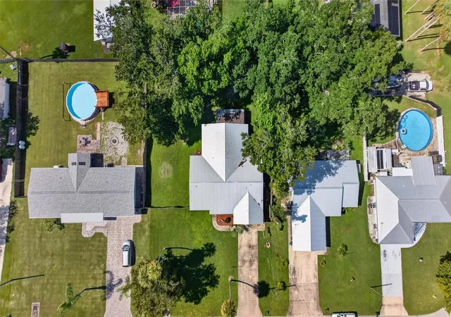Photo 4 of Single family home for sale at 706 Boston Ave, South Daytona, FL 32119 | MLS# V4951171 | Listing updated on 2026-10-08