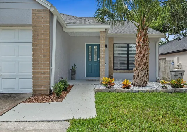 Photo 2 of Single family home for sale at 1216 Pin Oak Dr, Apopka, FL 32703 | MLS# FC321288 | Listing updated on 2026-09-29