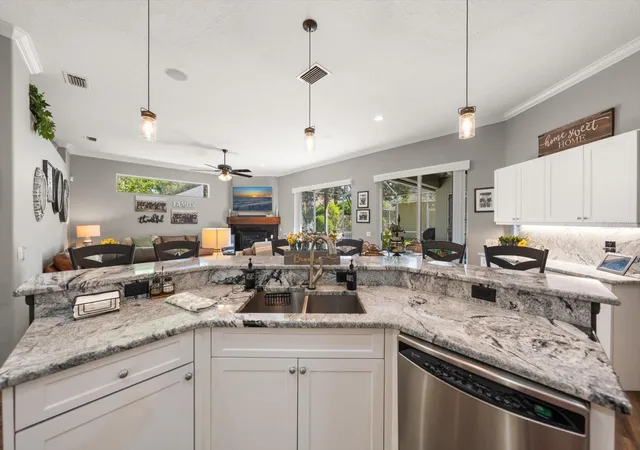 Photo 3 of Single family home for sale at 2105 Boot Lake Cir, Tampa, FL 33612 | MLS# TB8546512 | Listing updated on 2026-09-28