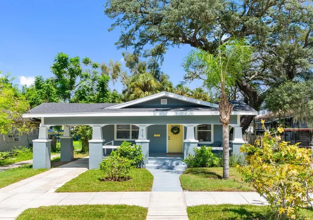 Photo 1 of Single family home for sale at 415 W Amelia Ave, Tampa, FL 33602 | MLS# TB8546518 | Listing updated on 2026-09-15