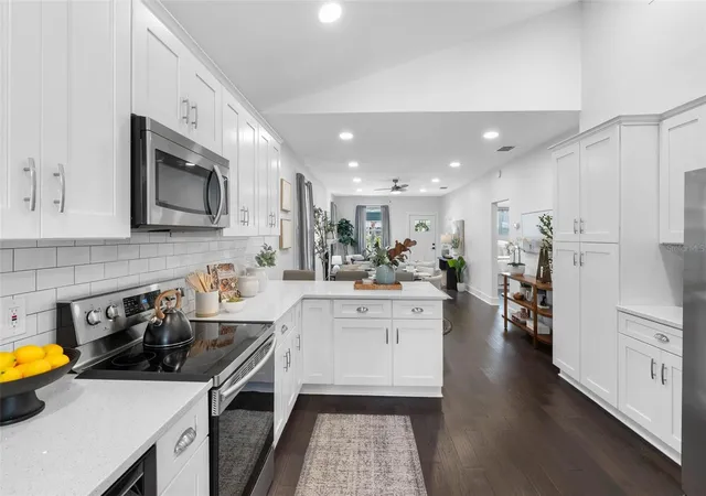 Photo 3 of Single family home for sale at 415 W Amelia Ave, Tampa, FL 33602 | MLS# TB8546518 | Listing updated on 2026-09-15