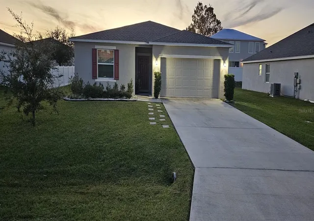 Photo 3 of Single family home for sale at 618 James Ct, Kissimmee, FL 34759 | MLS# S5157160 | Listing updated on 2026-10-22