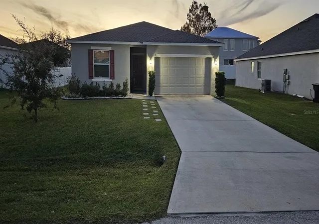 Photo 3 of Single family home for sale at 618 James Ct, Kissimmee, FL 34759 | MLS# S5157160 | Listing updated on 2026-10-22