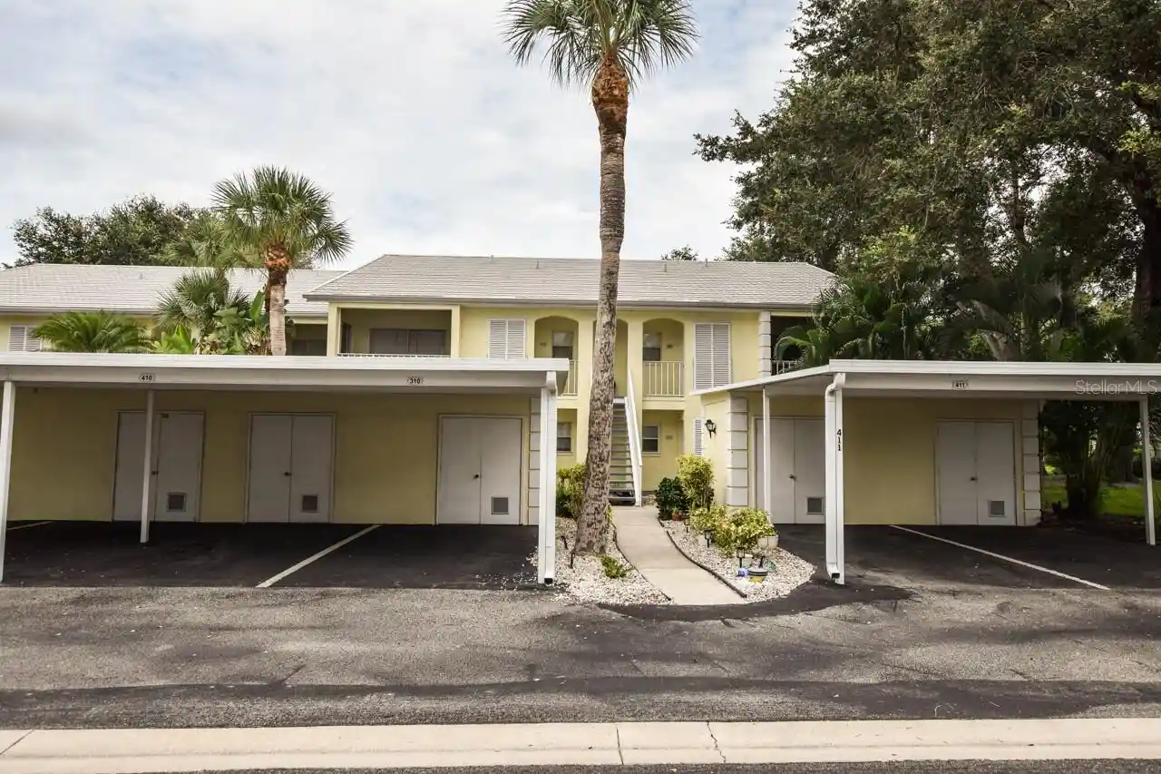 Listing Photo 1 - Condo for sale in 439 Cerromar Ln located at 439 Cerromar Ln, VENICE, FL 34293 - Unit #310