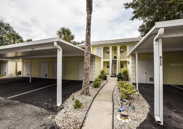 Photo 2 of Condo for sale at 439 Cerromar Ln #310, Venice, FL 34293 | MLS# N6145668 | Listing updated on 2026-09-28