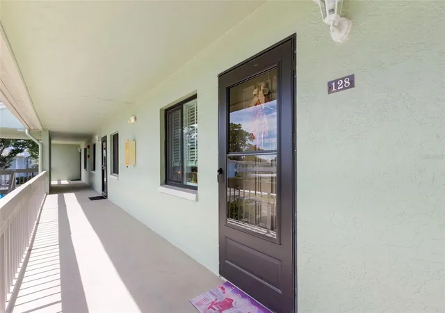 Listing Photo 5 - Condo for sale in building located at 128 Nancy Dr, OLDSMAR, FL 34677