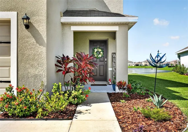 Photo 3 of Single family home for sale at 10137 Charlotte Dr, Parrish, FL 34219 | MLS# A4705455 | Listing updated on 2026-10-08